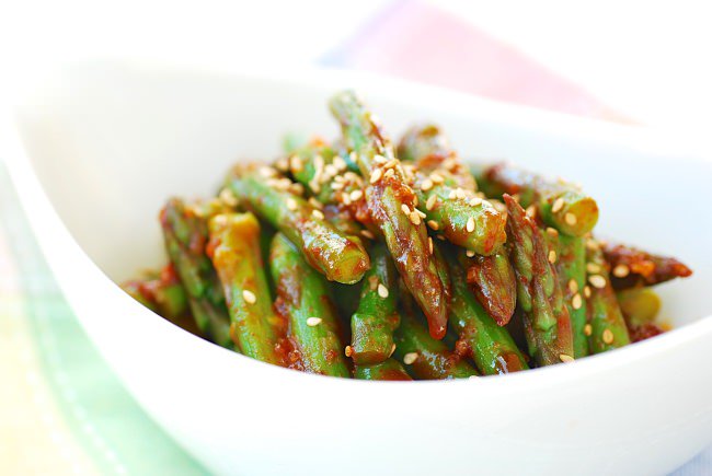Asparagus with Gochujang Sauce = P50